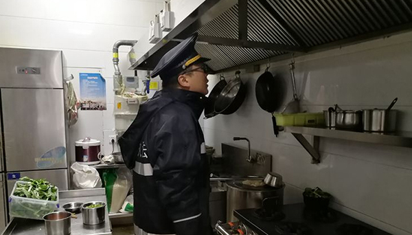 靜電油煙凈化器維護與注意事項的分享！